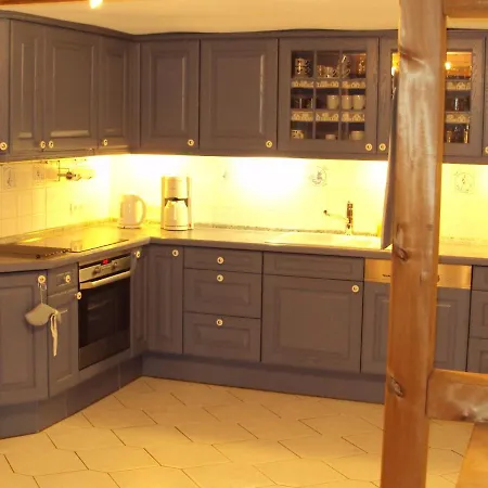 Detached House With Sauna 50m From Lifts